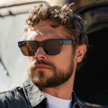 Clint | Polarized