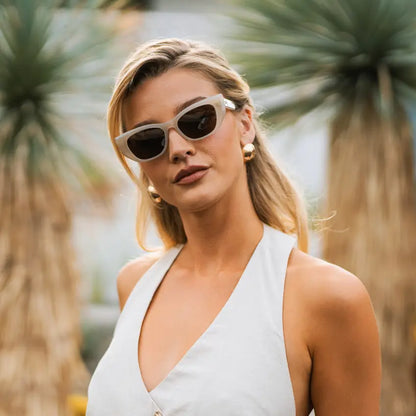 Evelyn | Polarized