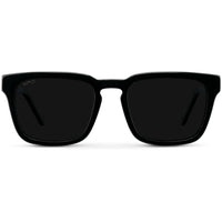 Black / Triple Black Lens