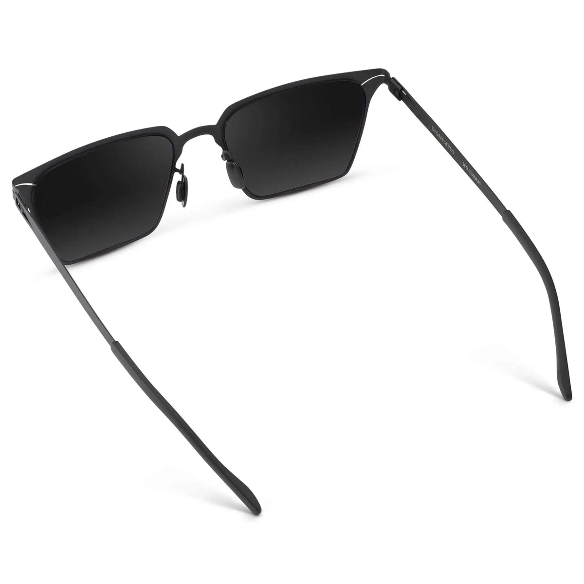 Zev | Polarized